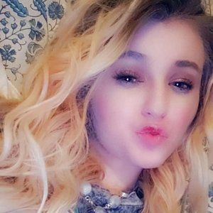 Meet your Posher, Kiley